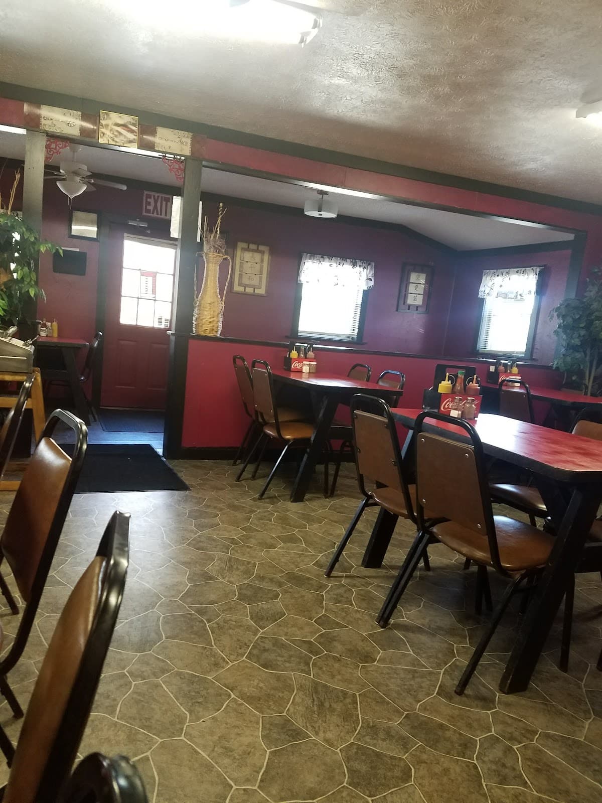 Buck’s Cafe thumbnail 3