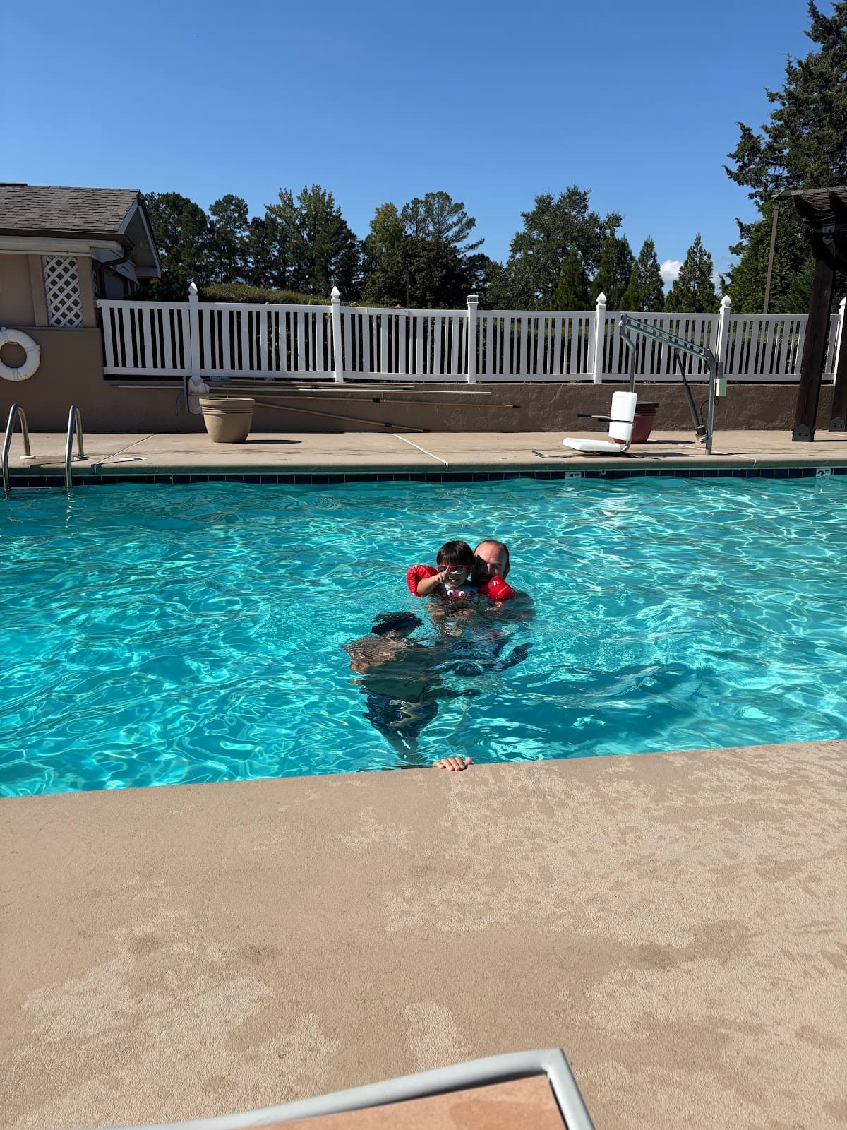 Days Inn thumbnail 3