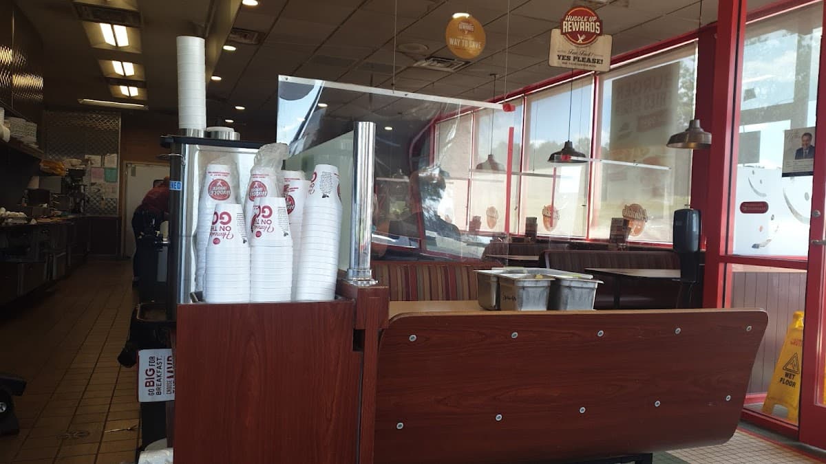 Huddle House thumbnail 5