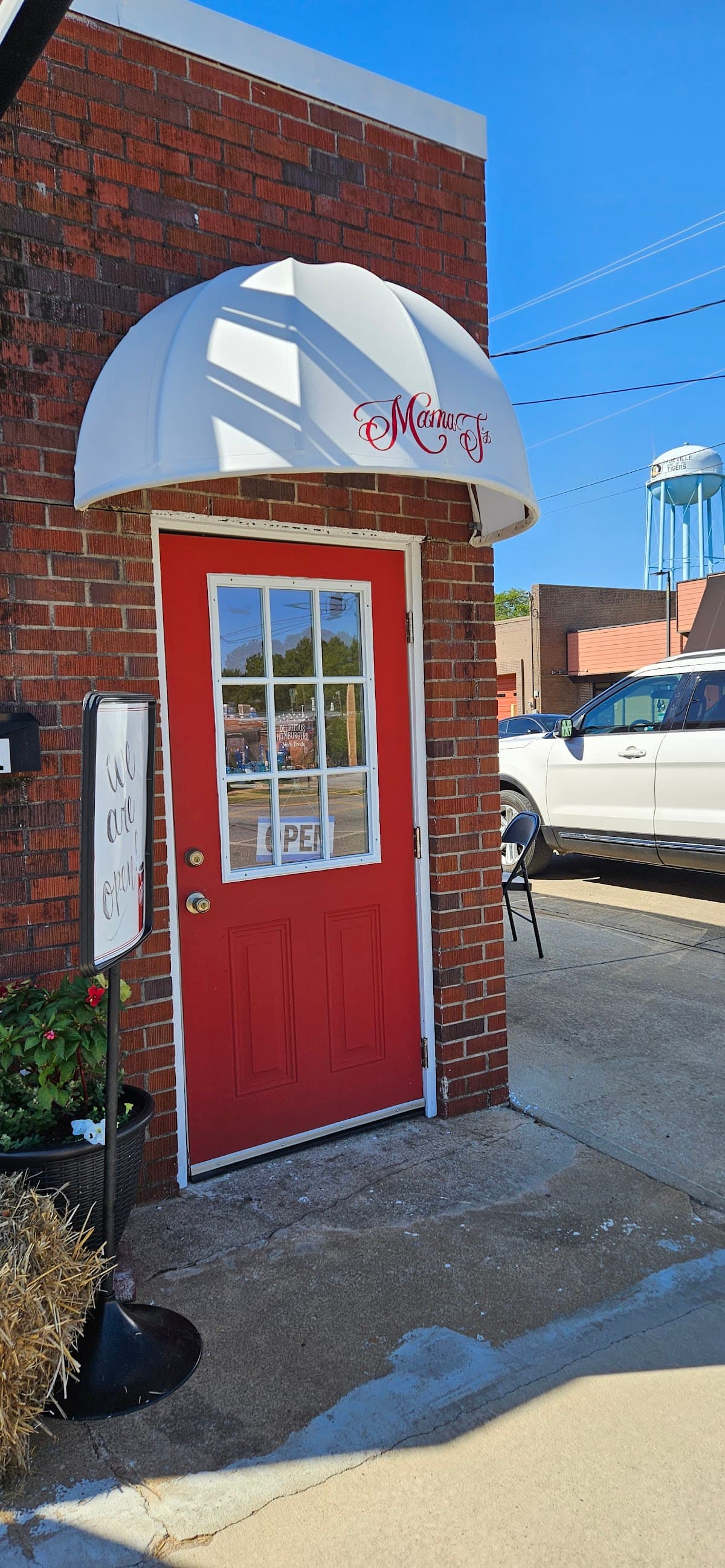 Mama Ts Place thumbnail 4