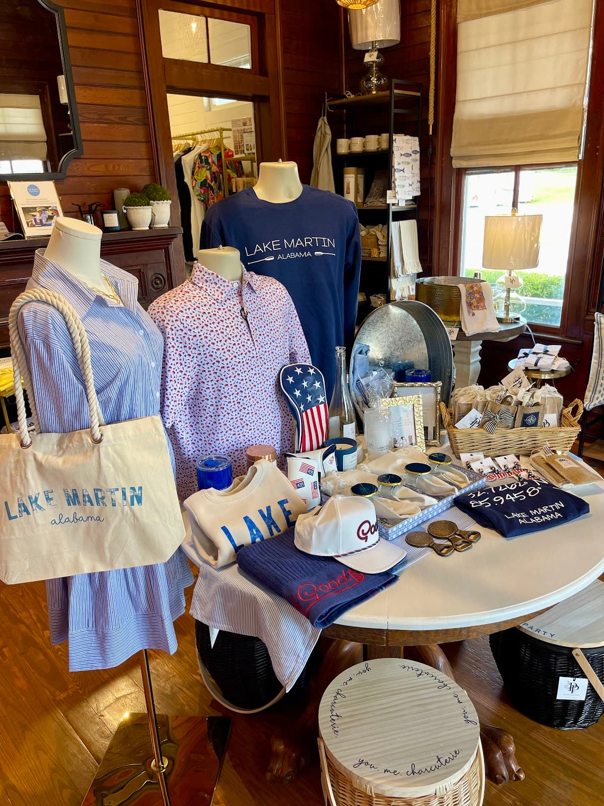 Porch & Pine thumbnail 2