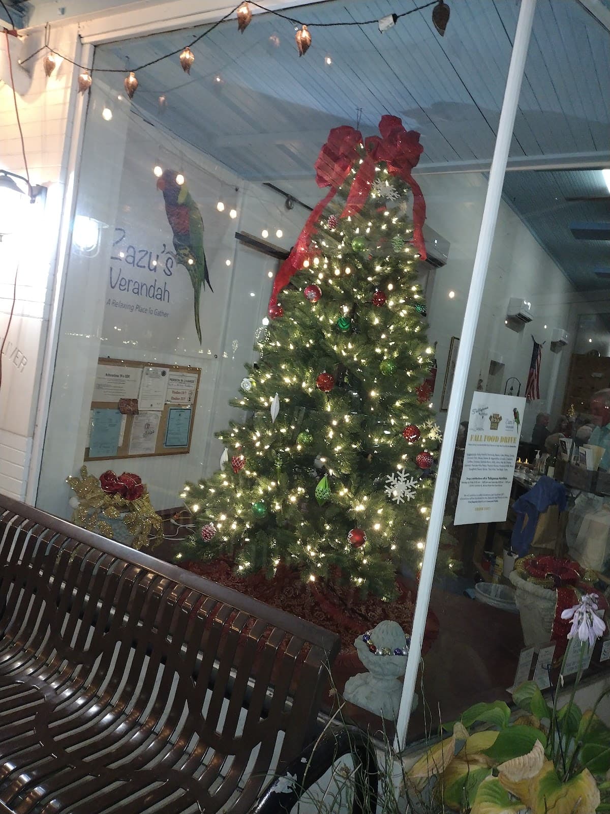 Zazus Verandah thumbnail 4