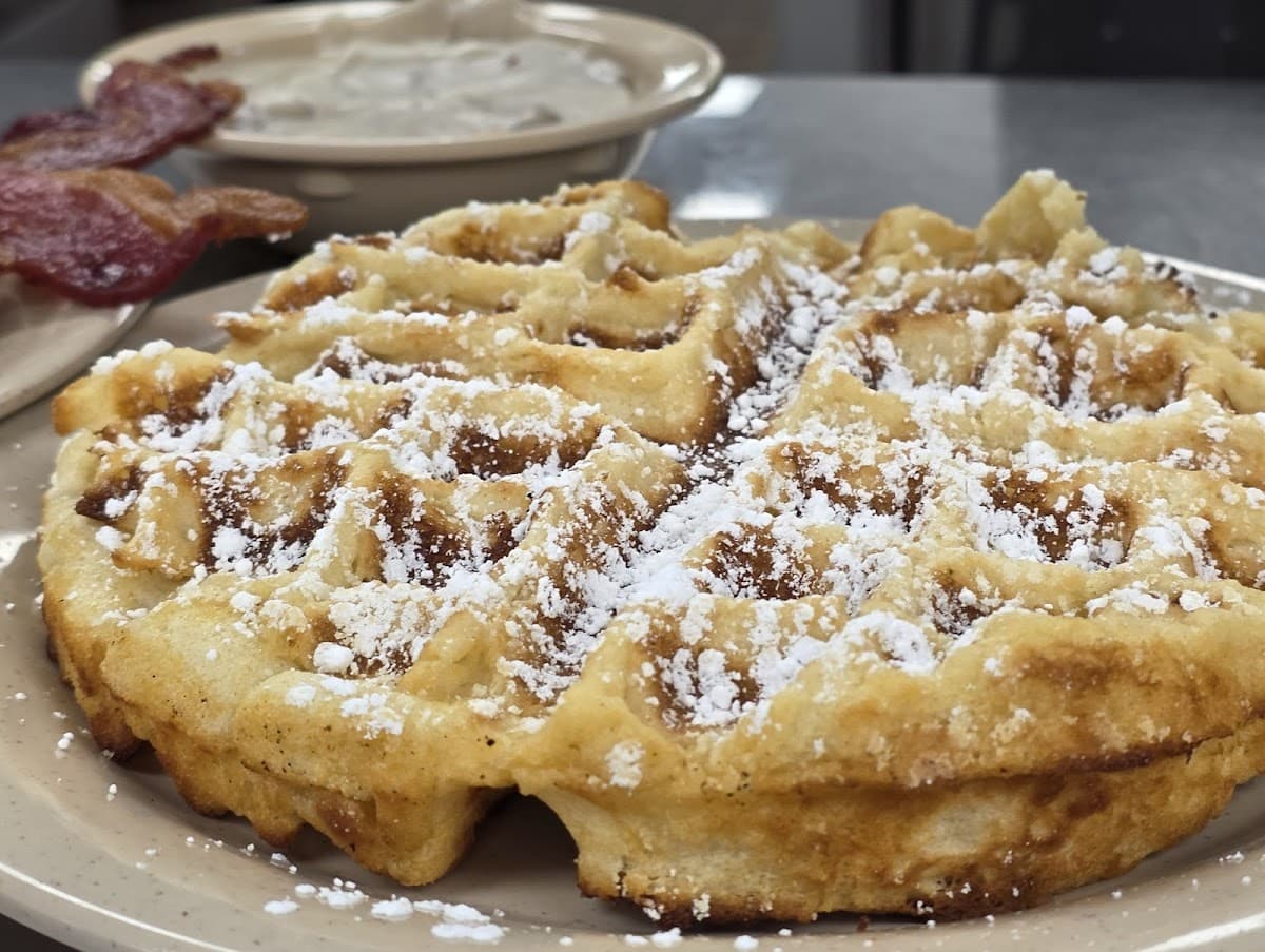 Ellie Mays Homeplate Cafe